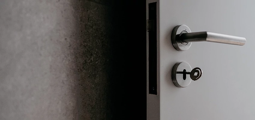 Front Door Handle Repair And Installation in Arvin, CA