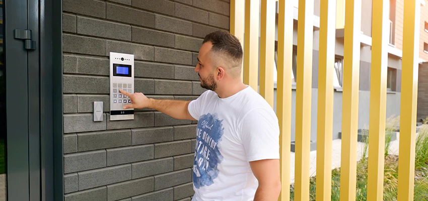 Locksmith Company For Smart Lock System Installation in Arvin, California